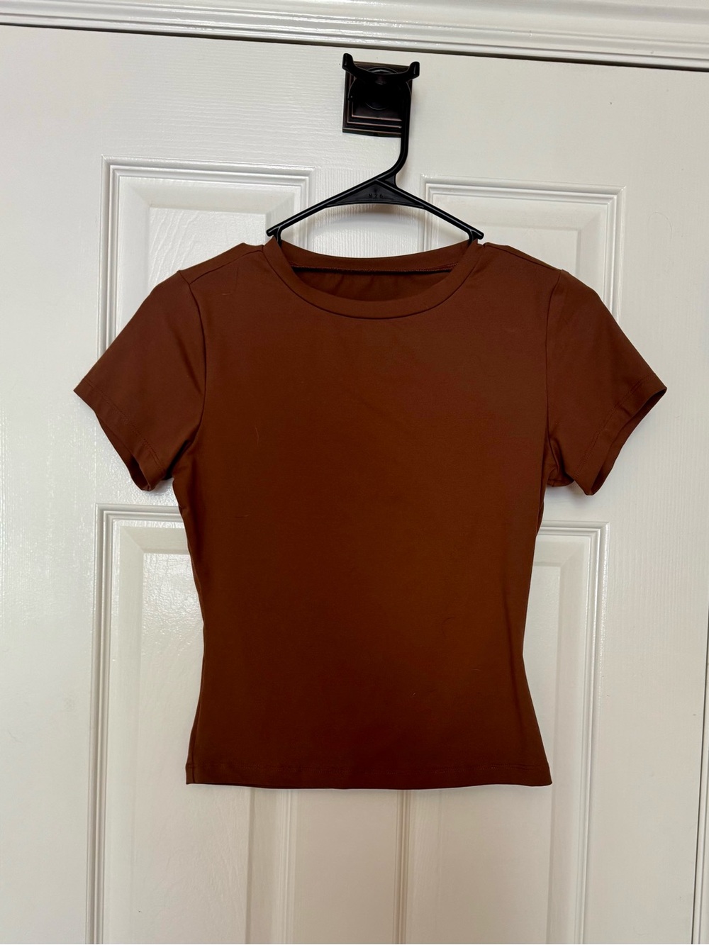 Women's Short Sleeve Crewneck Tee in Brown- Automet
